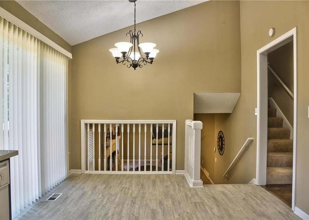 7600 E 133rd Street — photo 13