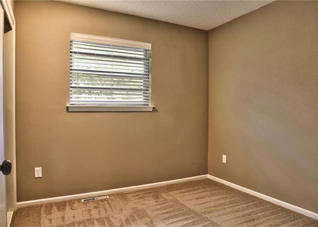 7600 E 133rd Street — photo 21