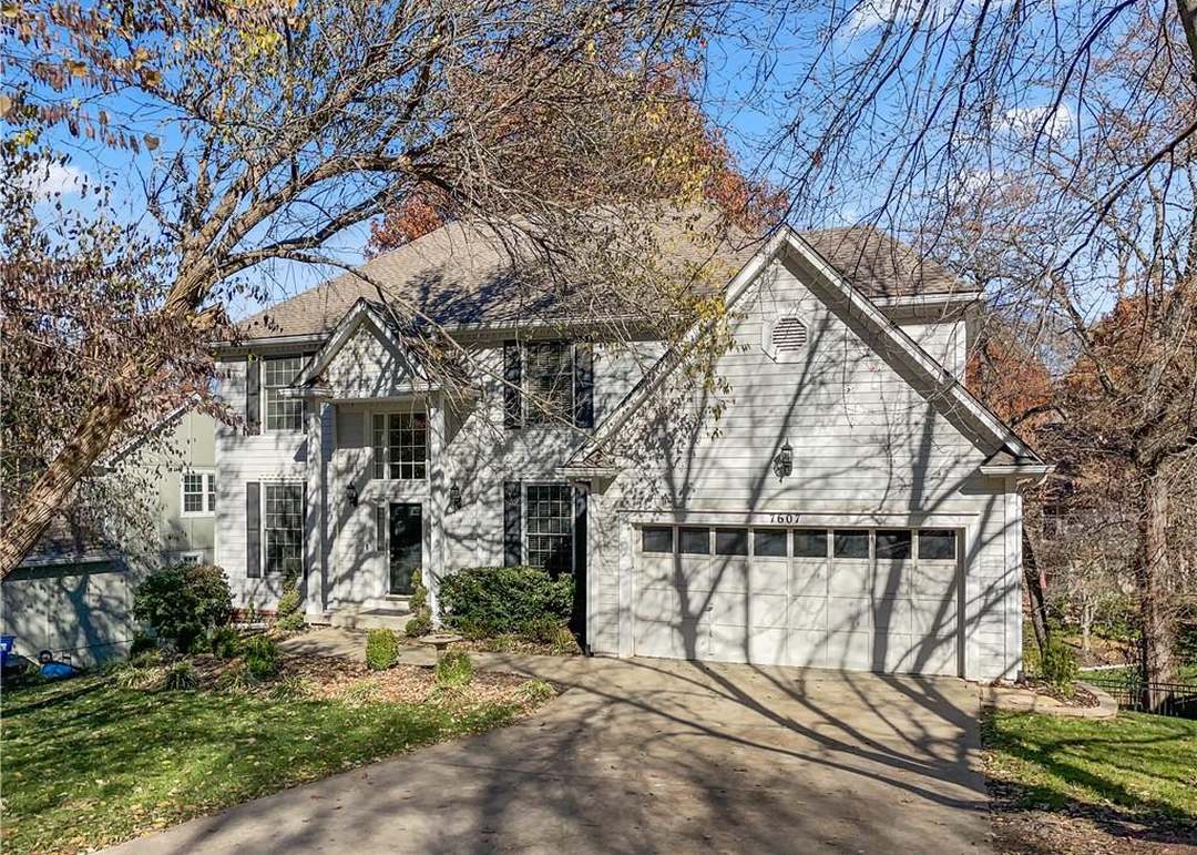 7607 WIDMER ROAD — photo 8