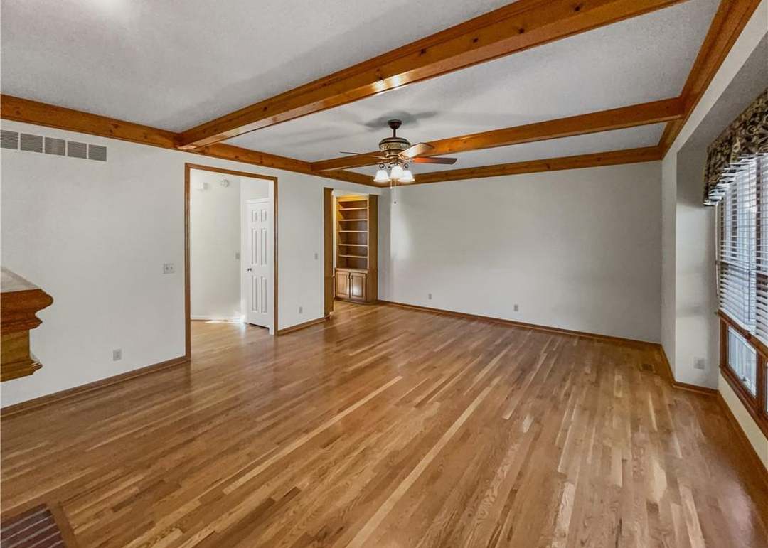 7607 WIDMER ROAD — photo 14