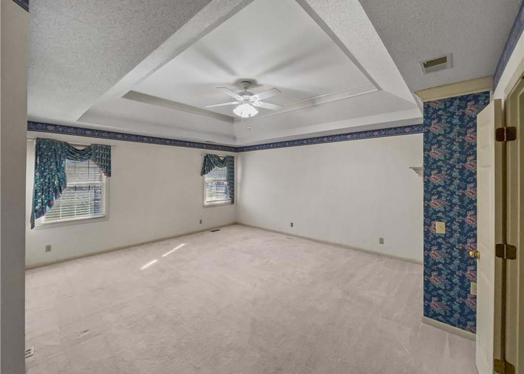 7607 WIDMER ROAD — photo 21