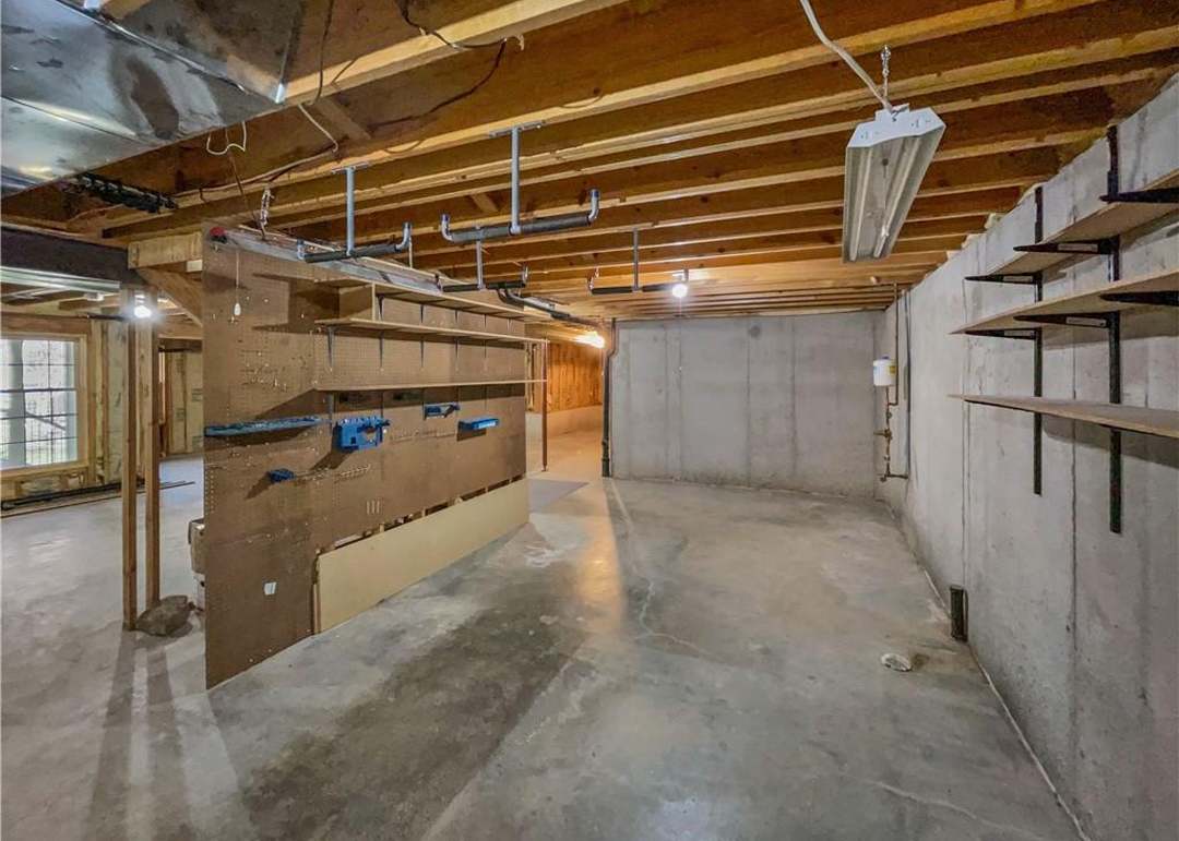 7607 WIDMER ROAD — photo 30