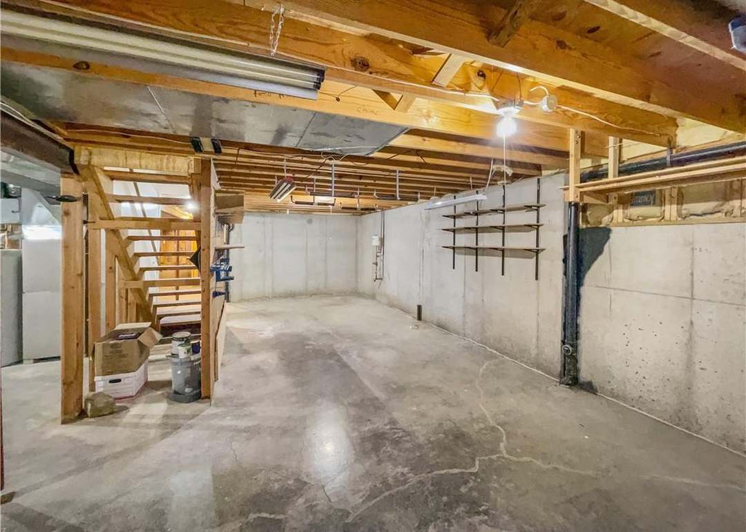 7607 WIDMER ROAD — photo 32