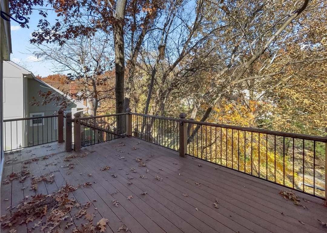 7607 WIDMER ROAD — photo 34