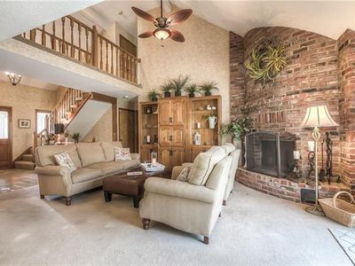 7608 Richards Dr — photo 5