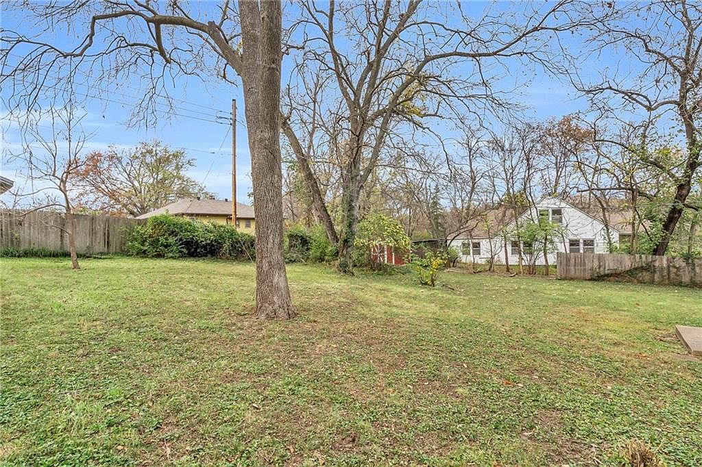 7630 Sycamore Avenue — photo 31