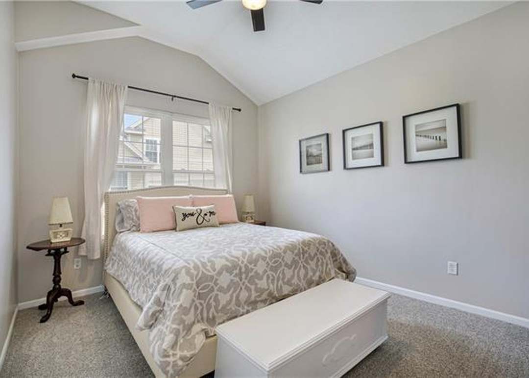 7651 W 158th Terrace — photo 5