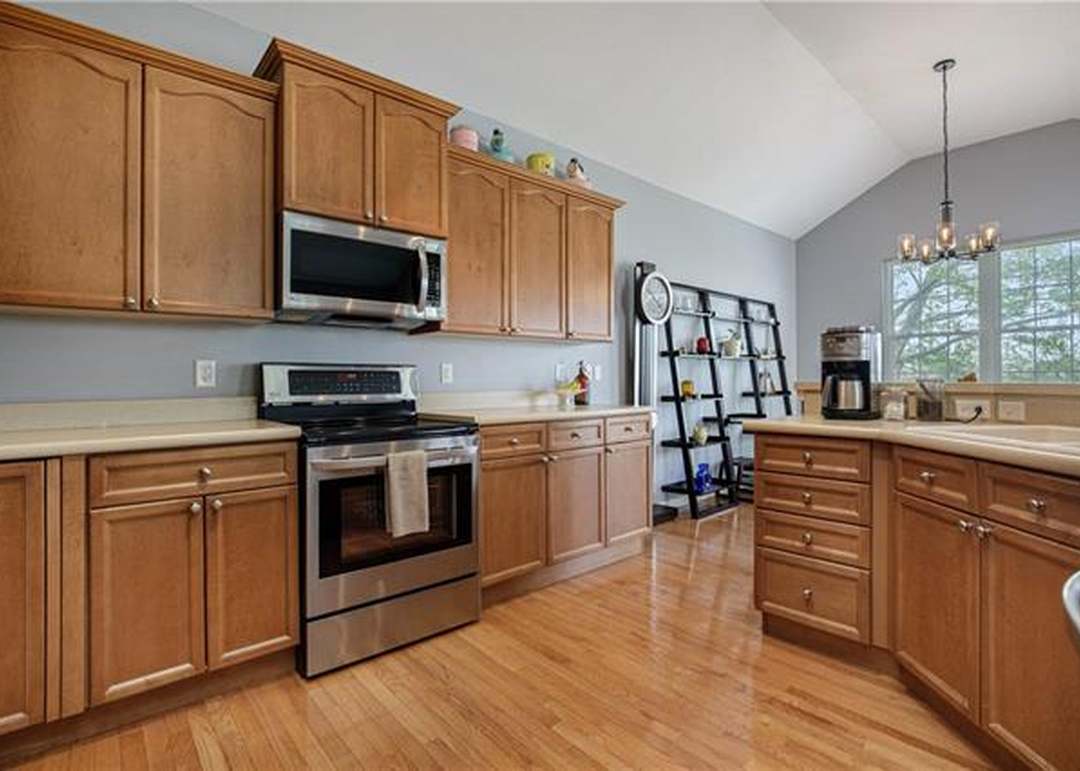 7651 W 158th Terrace — photo 14