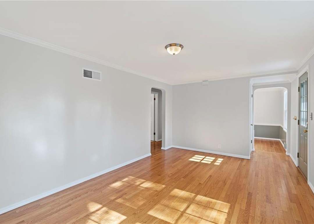 7712 McGee Street — photo 6