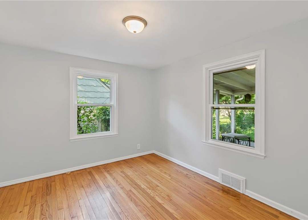 7712 McGee Street — photo 7