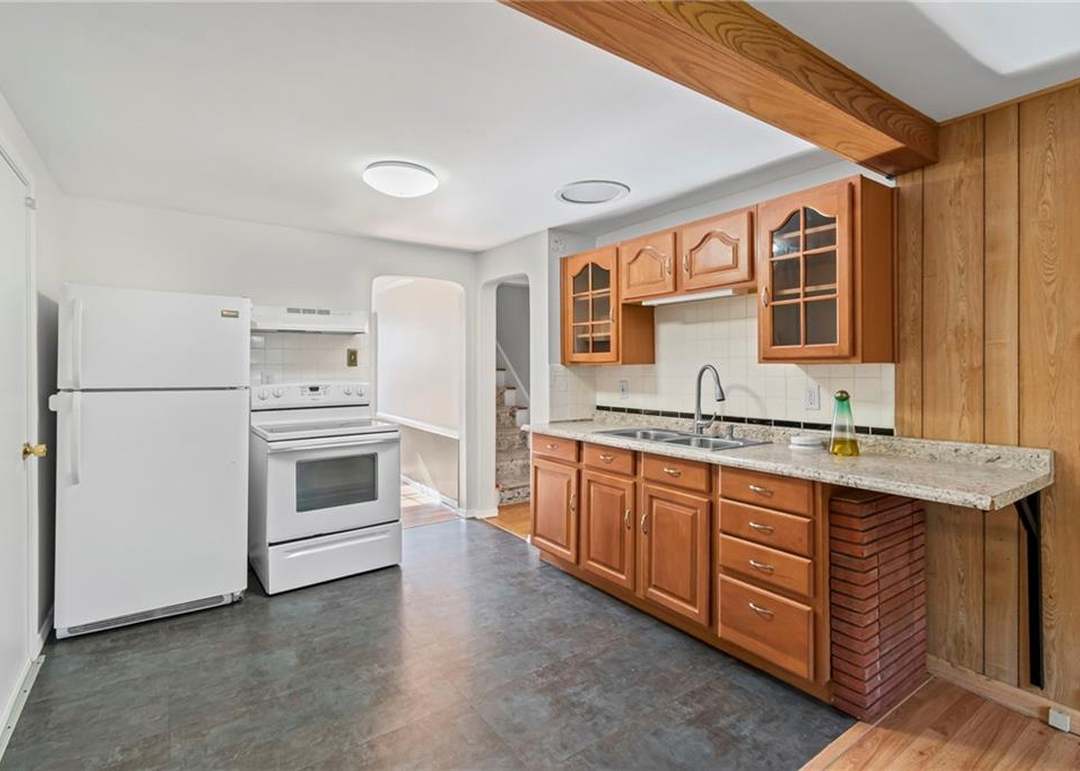 7712 McGee Street — photo 13