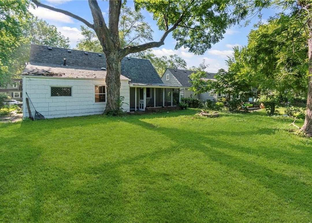 7712 McGee Street — photo 26