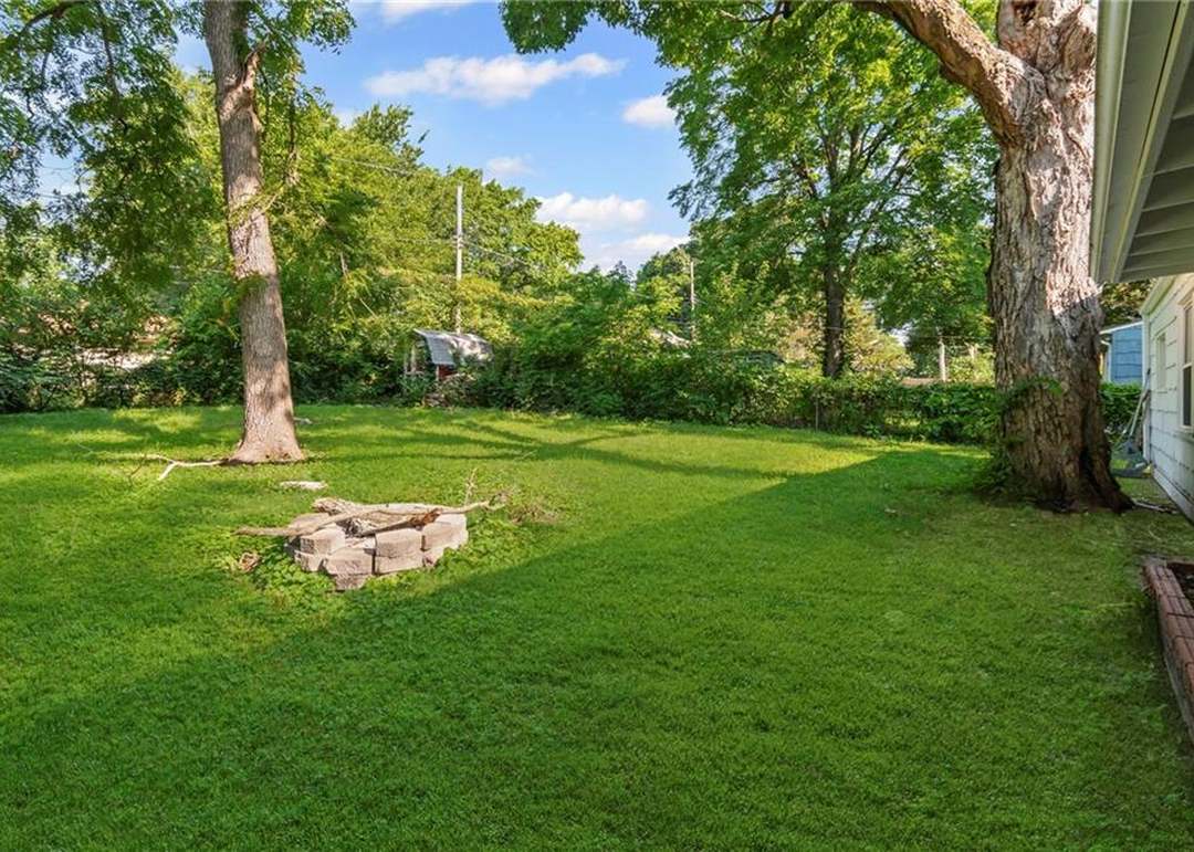 7712 McGee Street — photo 28