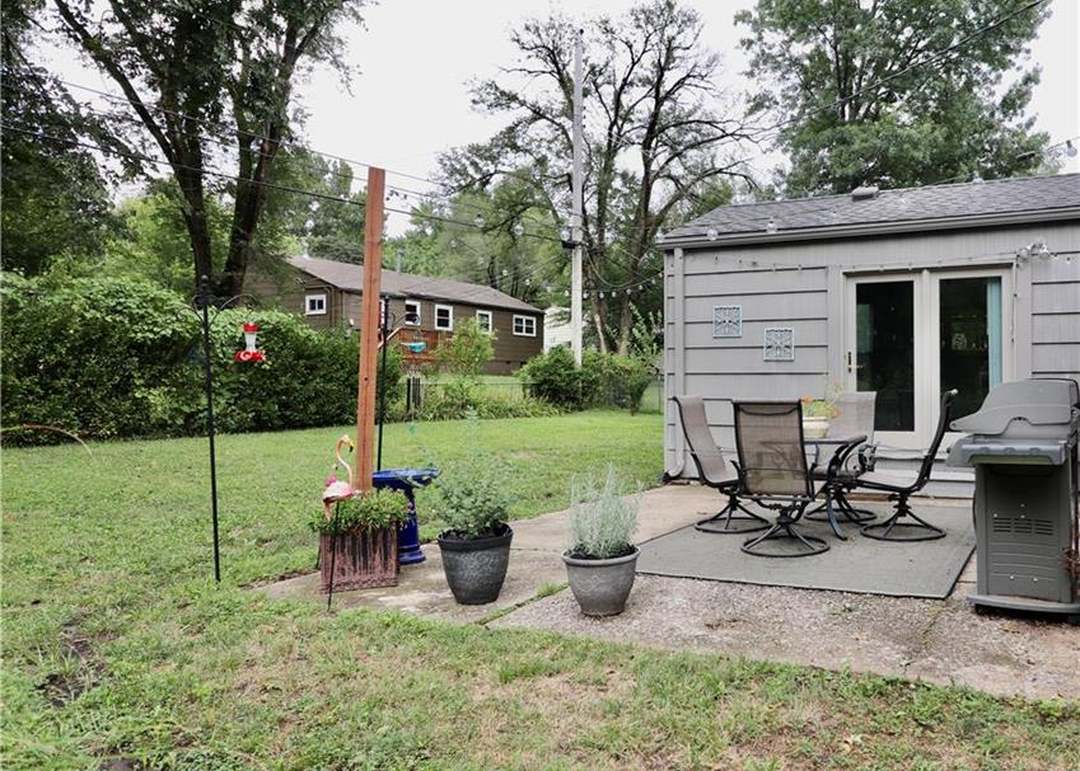 7715 NALL Avenue — photo 31