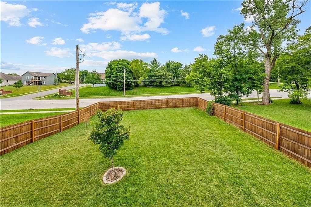 7812 N Tipton Avenue — photo 25