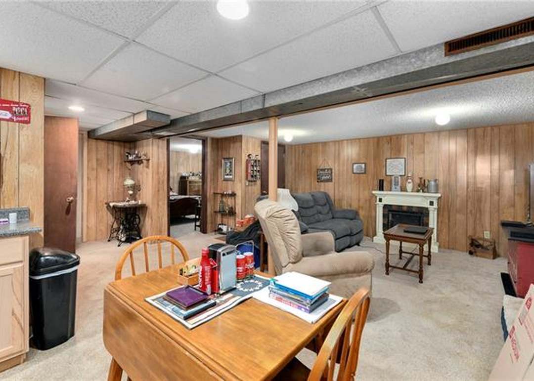 7833 Lathrop Court — photo 12