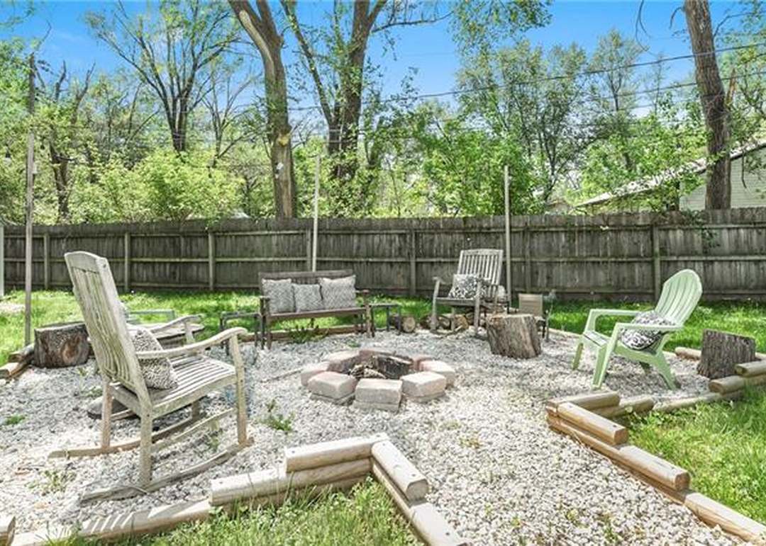 7833 Lathrop Court — photo 15