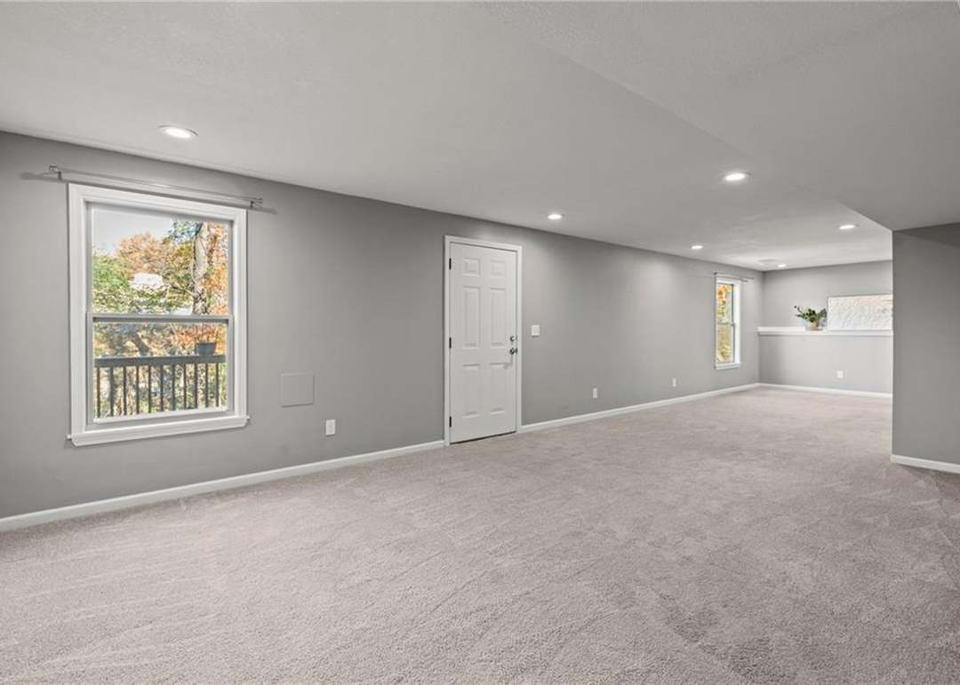 7842 Troup Avenue — photo 20