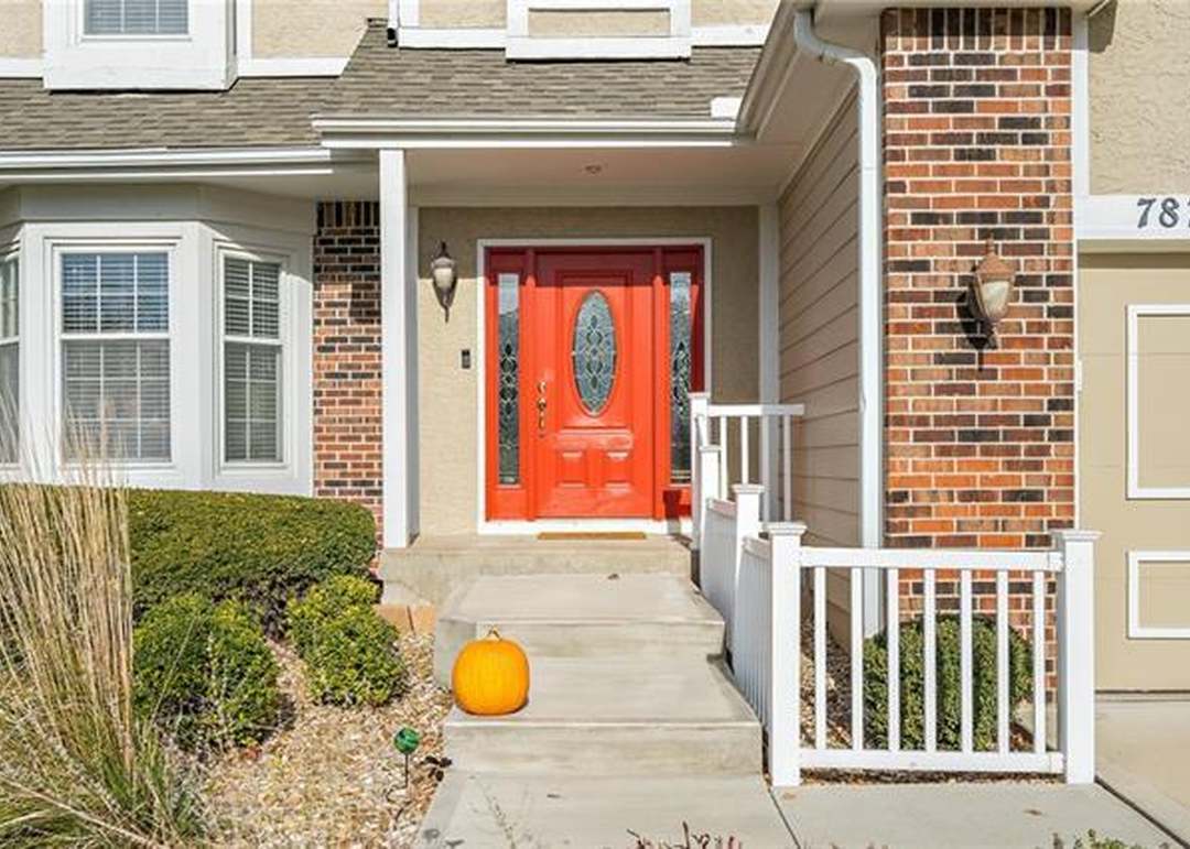 7872 W 153 Terrace — photo 14