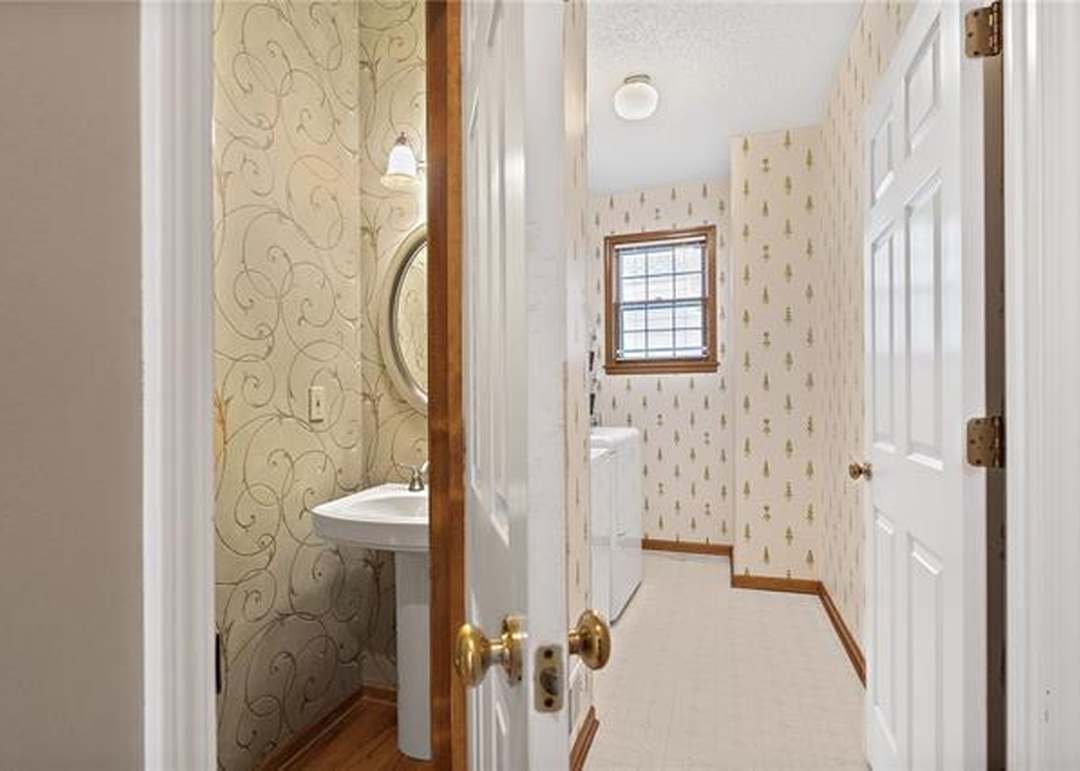 7872 W 153 Terrace — photo 29