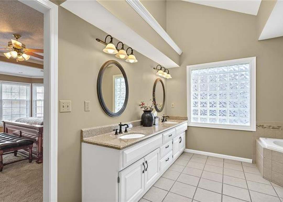 7872 W 153 Terrace — photo 34
