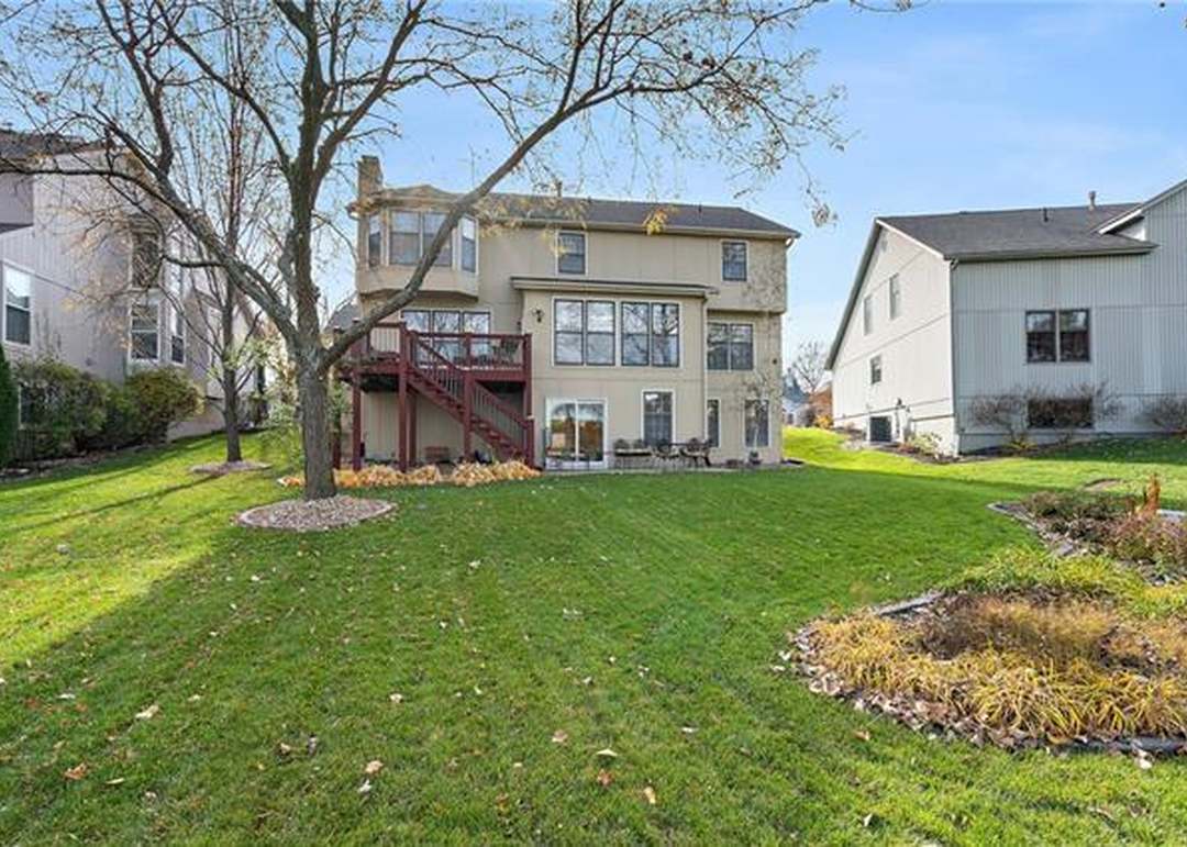 7872 W 153 Terrace — photo 58