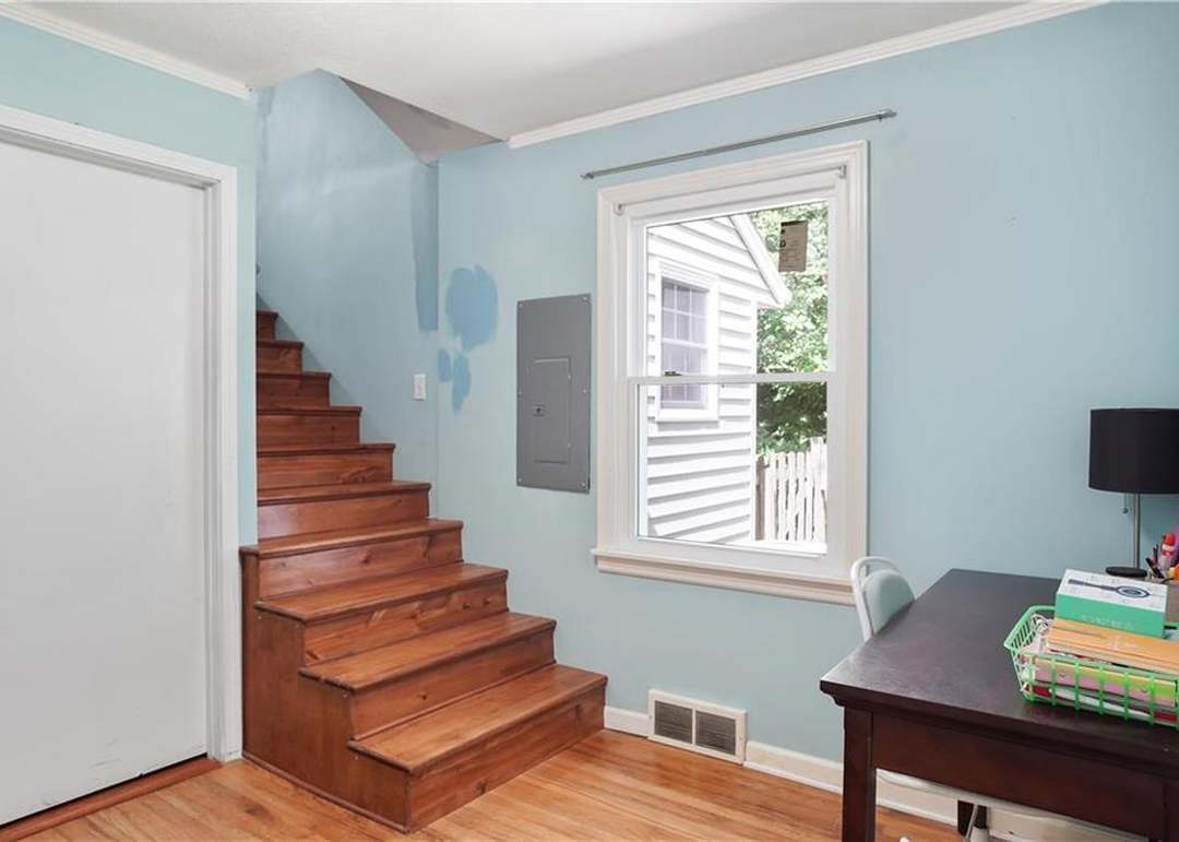 7906 Colonial Drive — photo 3