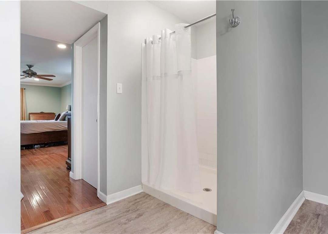 7906 Colonial Drive — photo 11