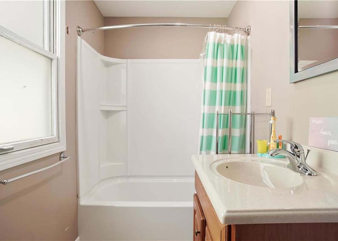 7906 Colonial Drive — photo 13