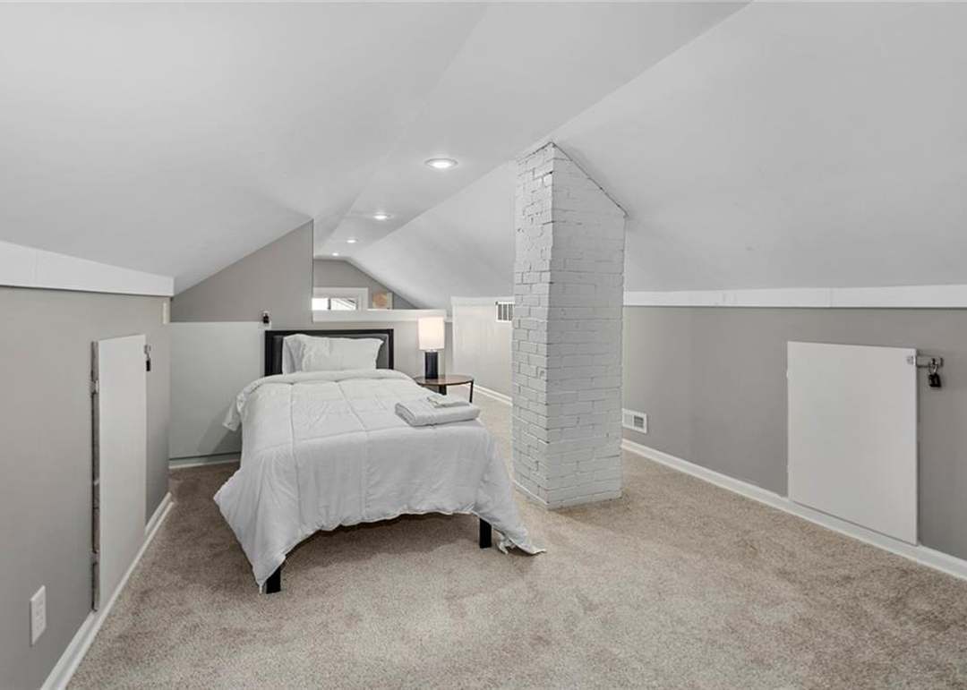 7910 Summit Street — photo 26