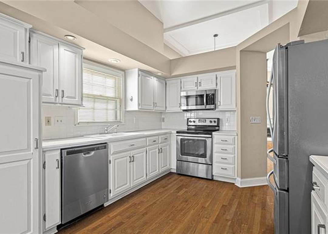 8003 W 152nd Terrace — photo 16