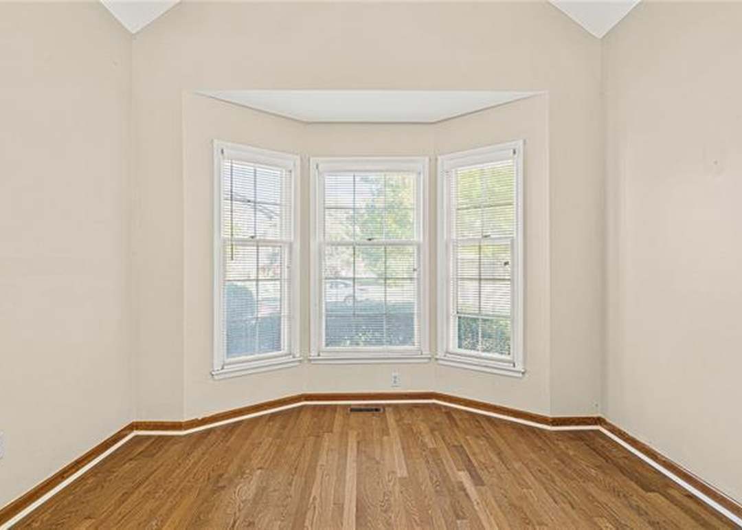 8003 W 152nd Terrace — photo 19
