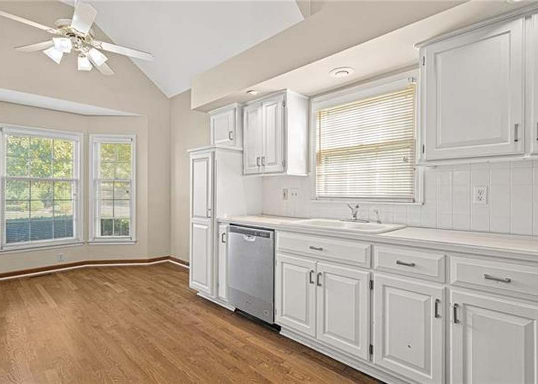 8003 W 152nd Terrace — photo 20