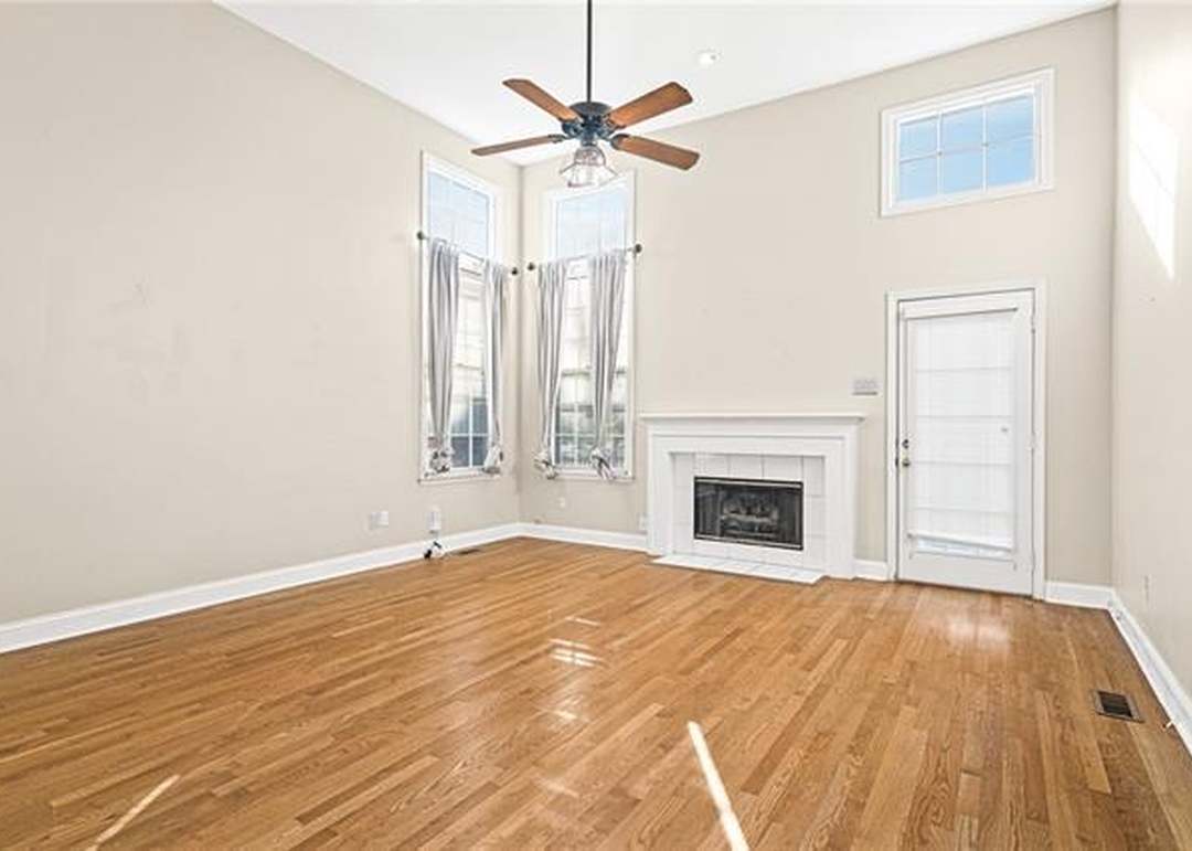 8003 W 152nd Terrace — photo 25