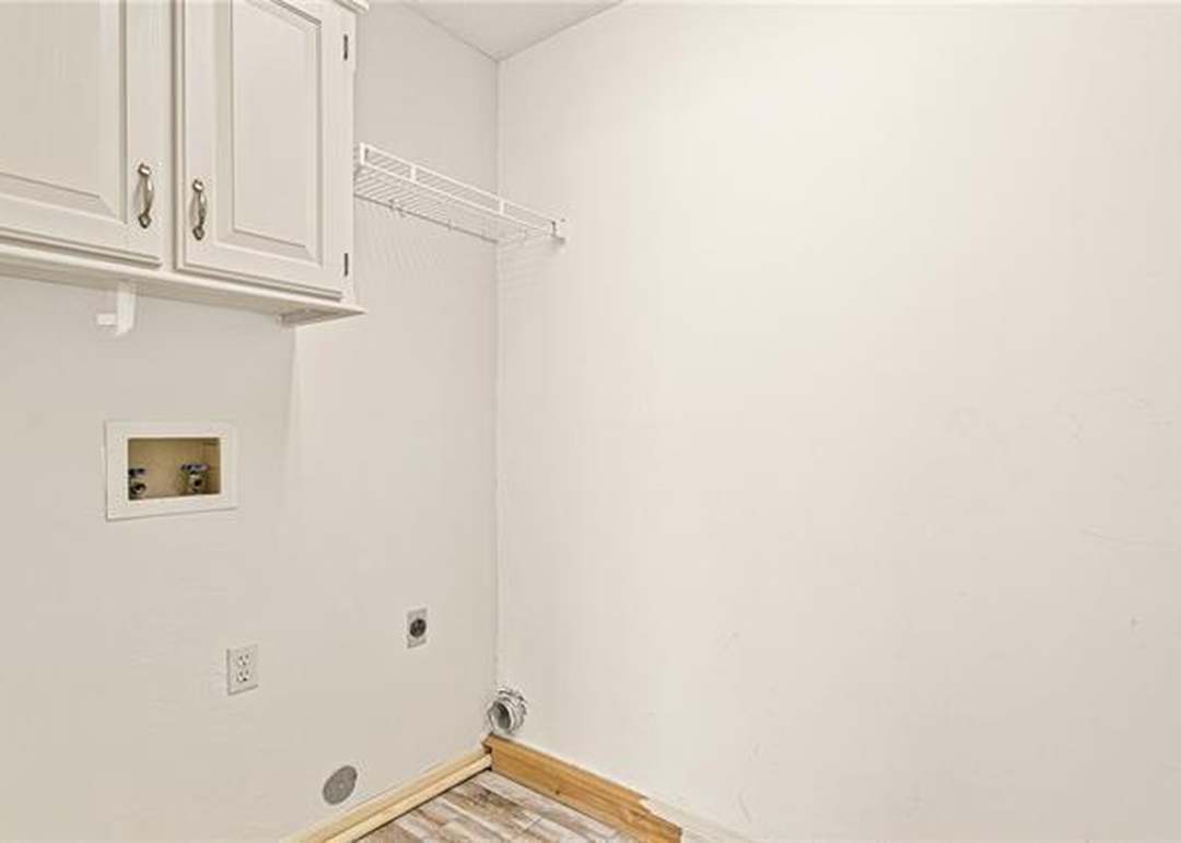 8003 W 152nd Terrace — photo 41
