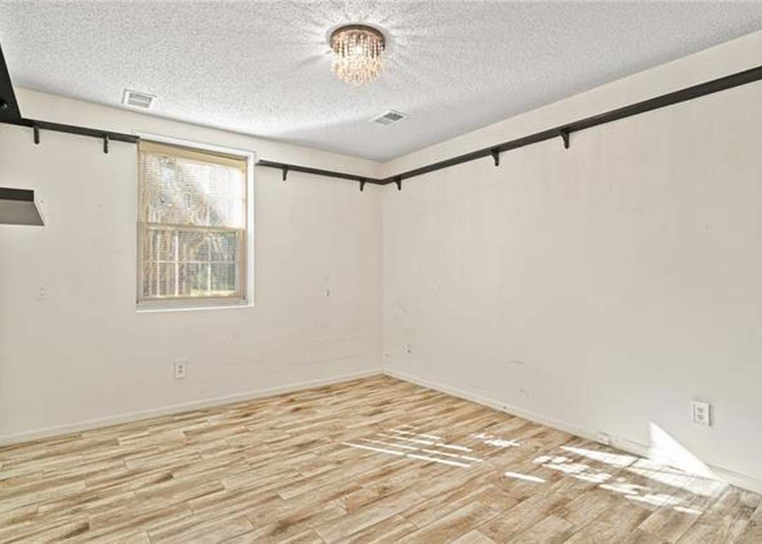 8003 W 152nd Terrace — photo 42
