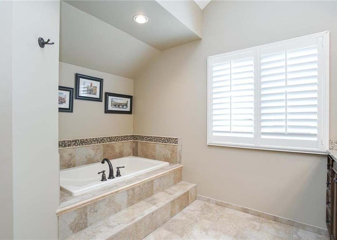 8006 W 153rd Terrace — photo 29