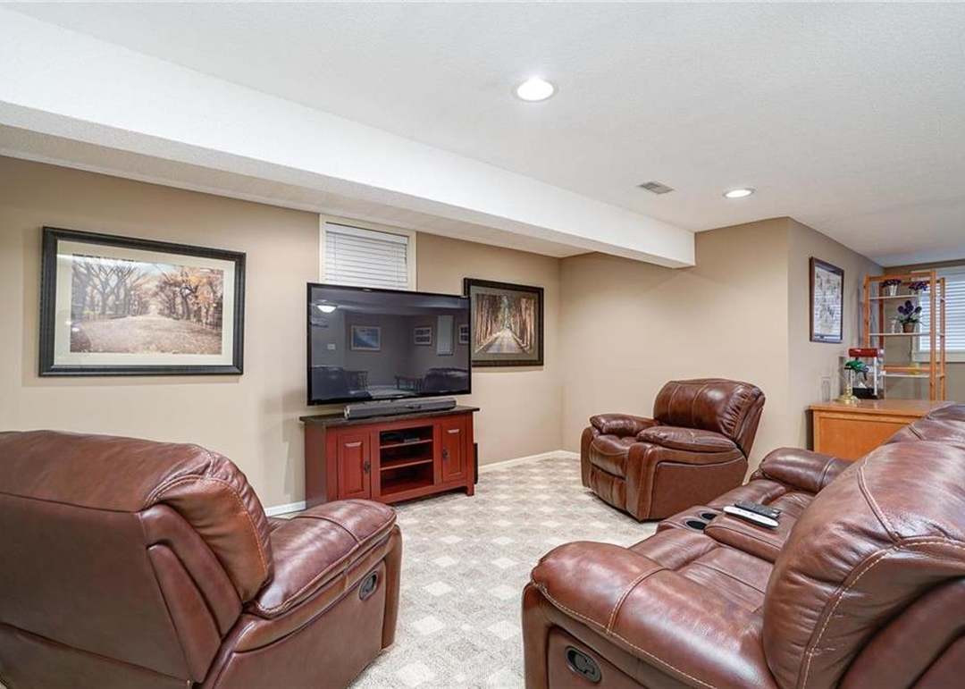 8006 W 153rd Terrace — photo 36