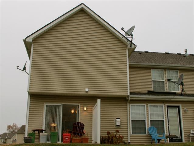 8011 N LAWN AVENUE — photo 13