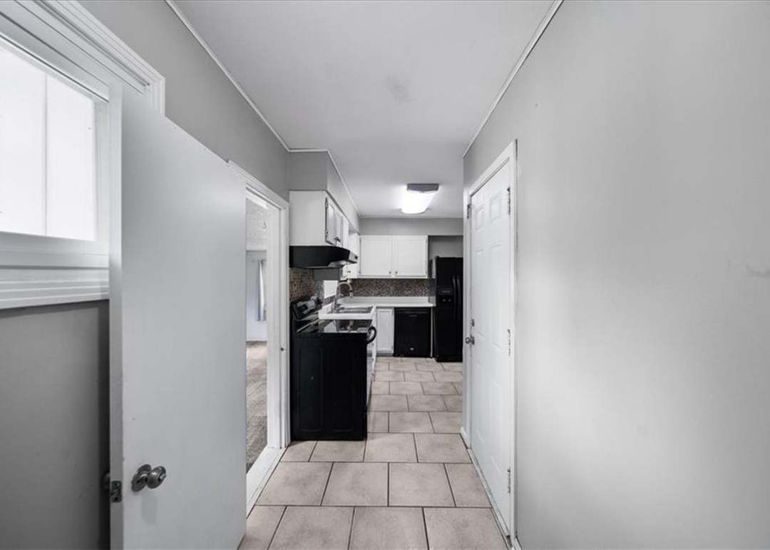 8014 W 85TH Street — photo 18