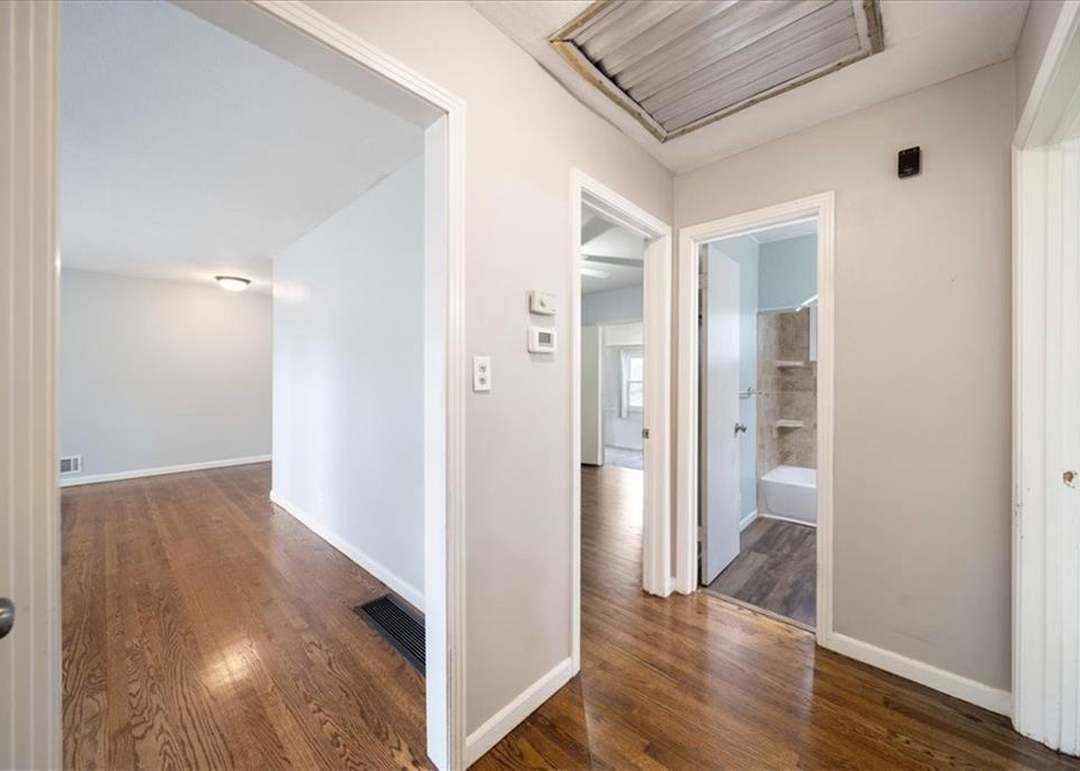 8014 W 85TH Street — photo 28