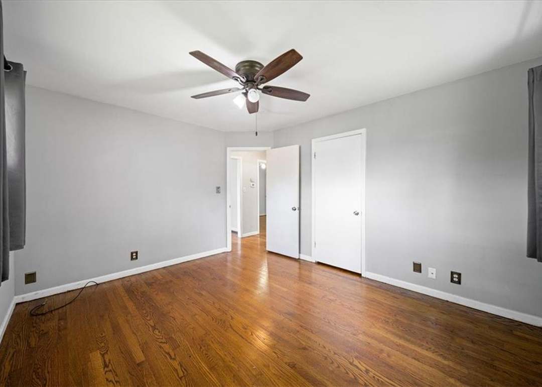 8014 W 85TH Street — photo 29