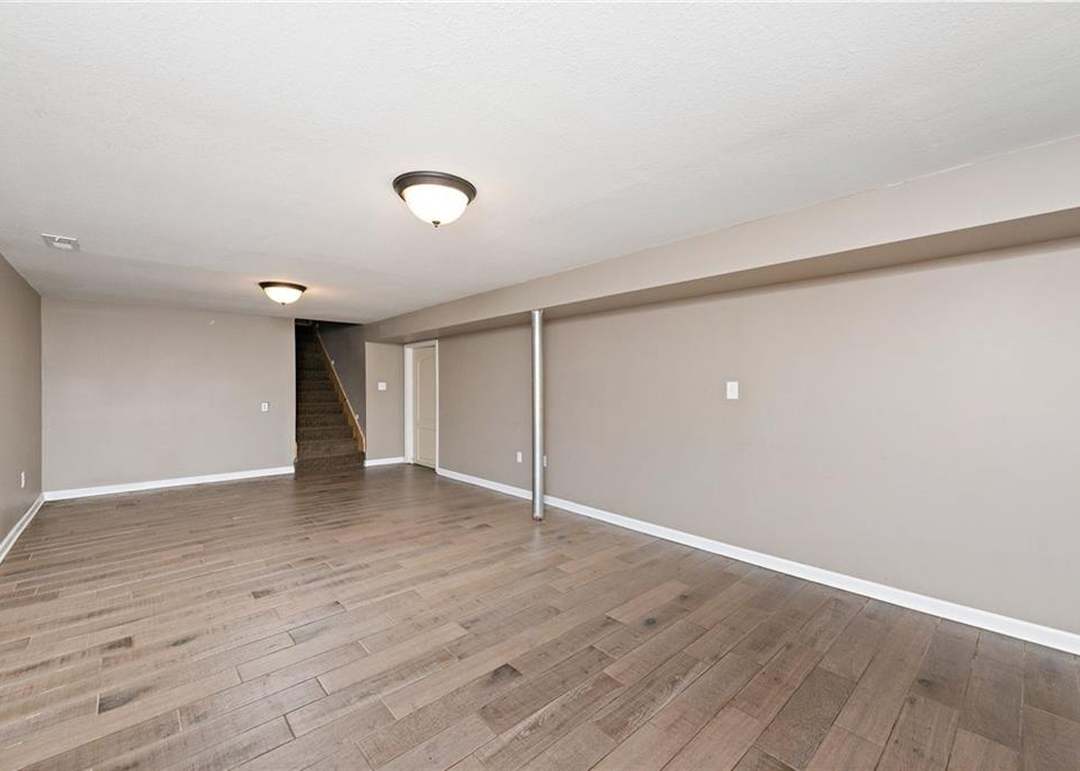 802 NE 60th Terrace — photo 23