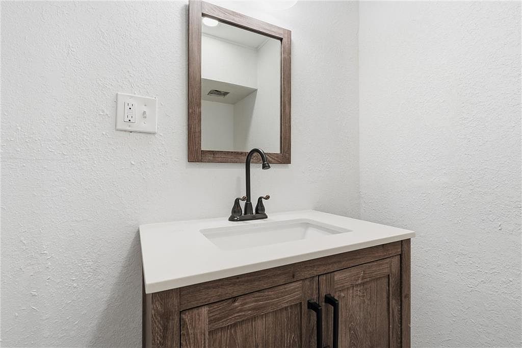 802 S Morgan Drive — photo 33