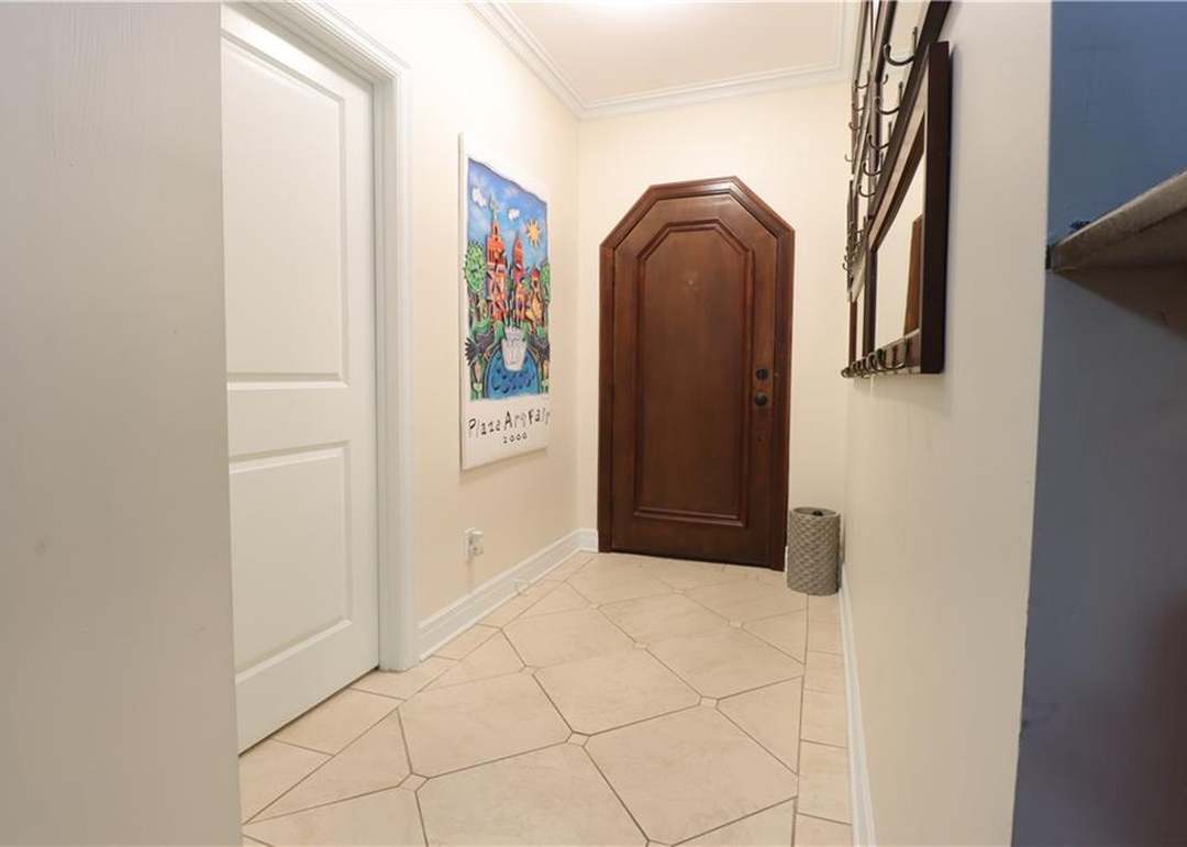 807 W 48TH Street — photo 5