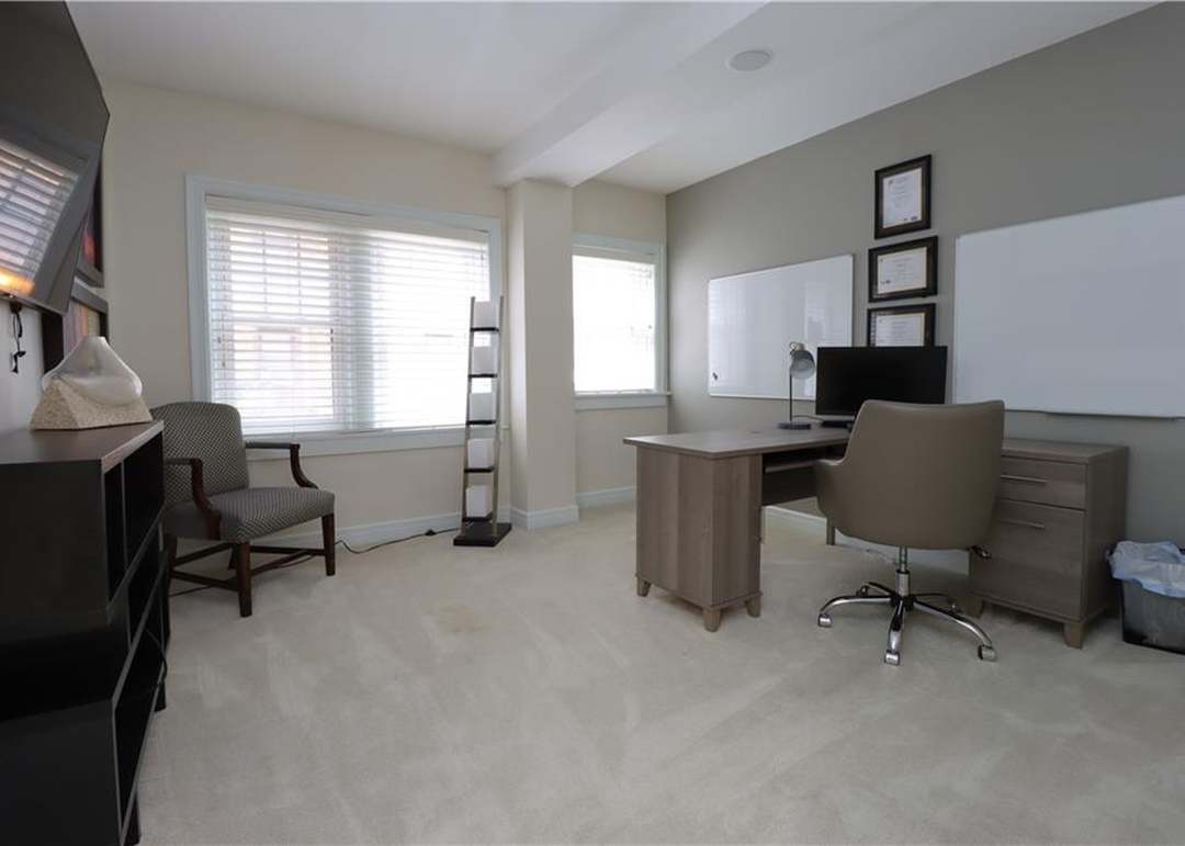 807 W 48TH Street — photo 25