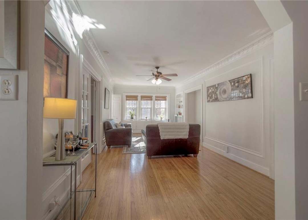 807 W 48th Street — photo 11