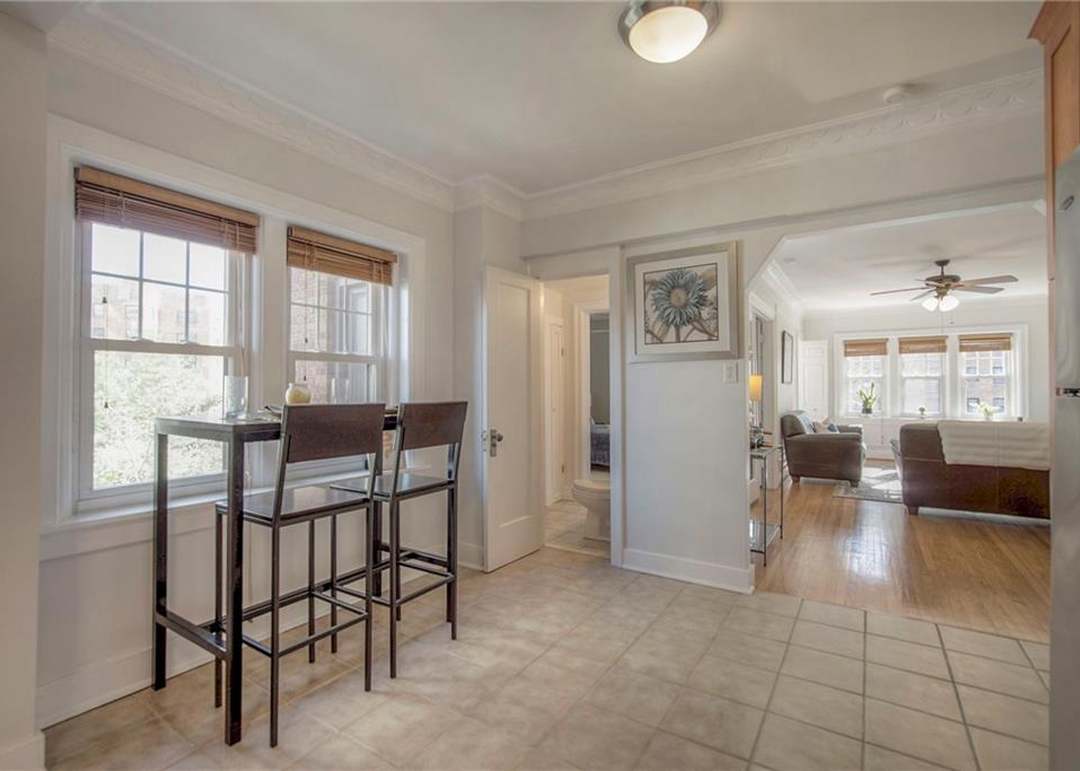 807 W 48th Street — photo 21