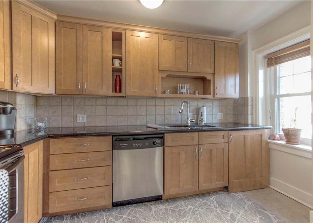 807 W 48th Street — photo 24