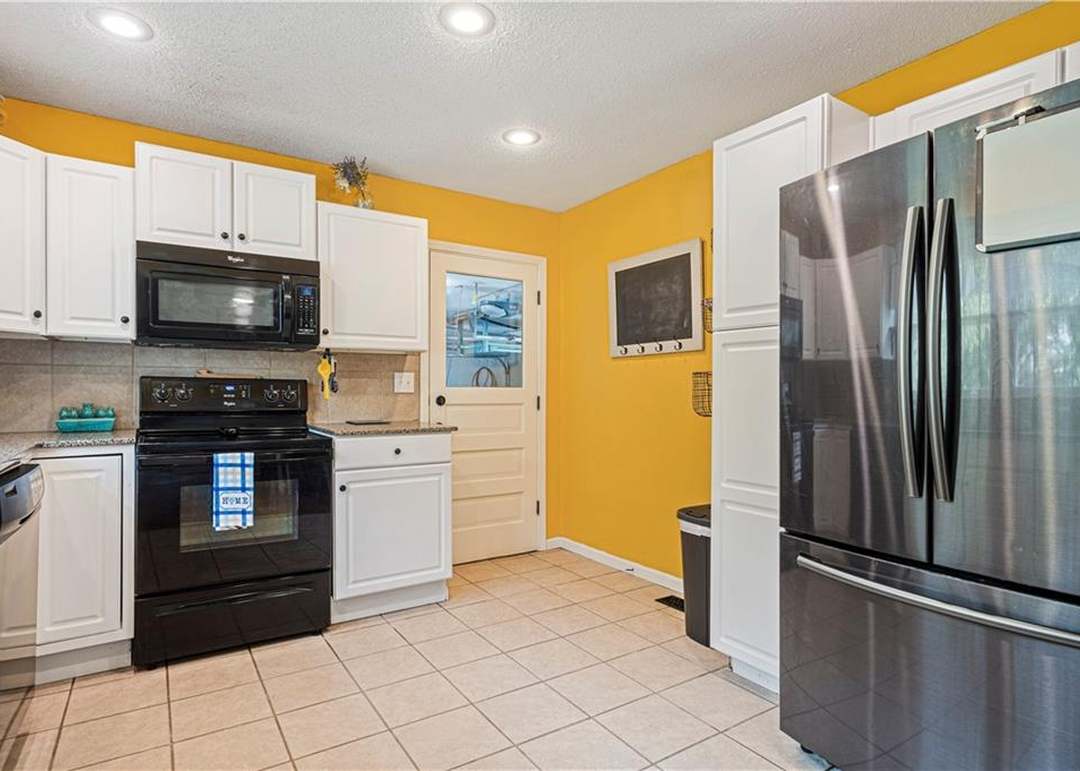 810 NE 83 Street — photo 19